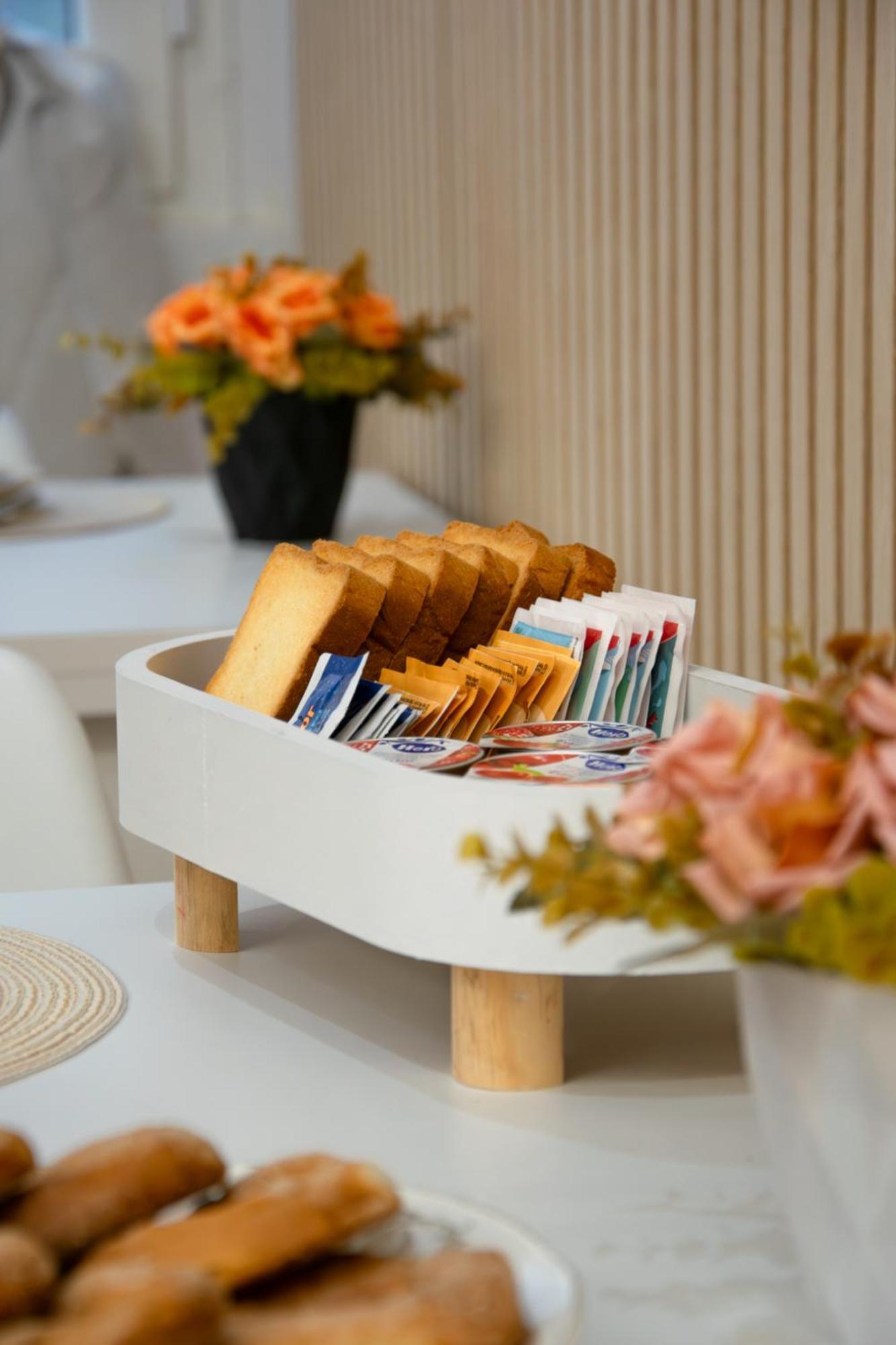 Mbs Marconi Bridge Suites Guest House ローマ エクステリア 写真