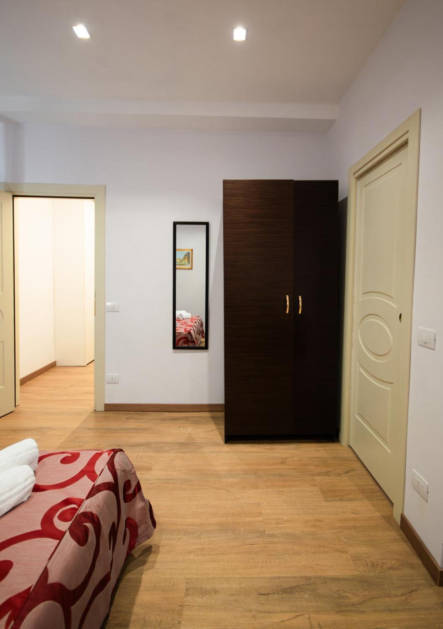 Mbs Marconi Bridge Suites Guest House ローマ エクステリア 写真