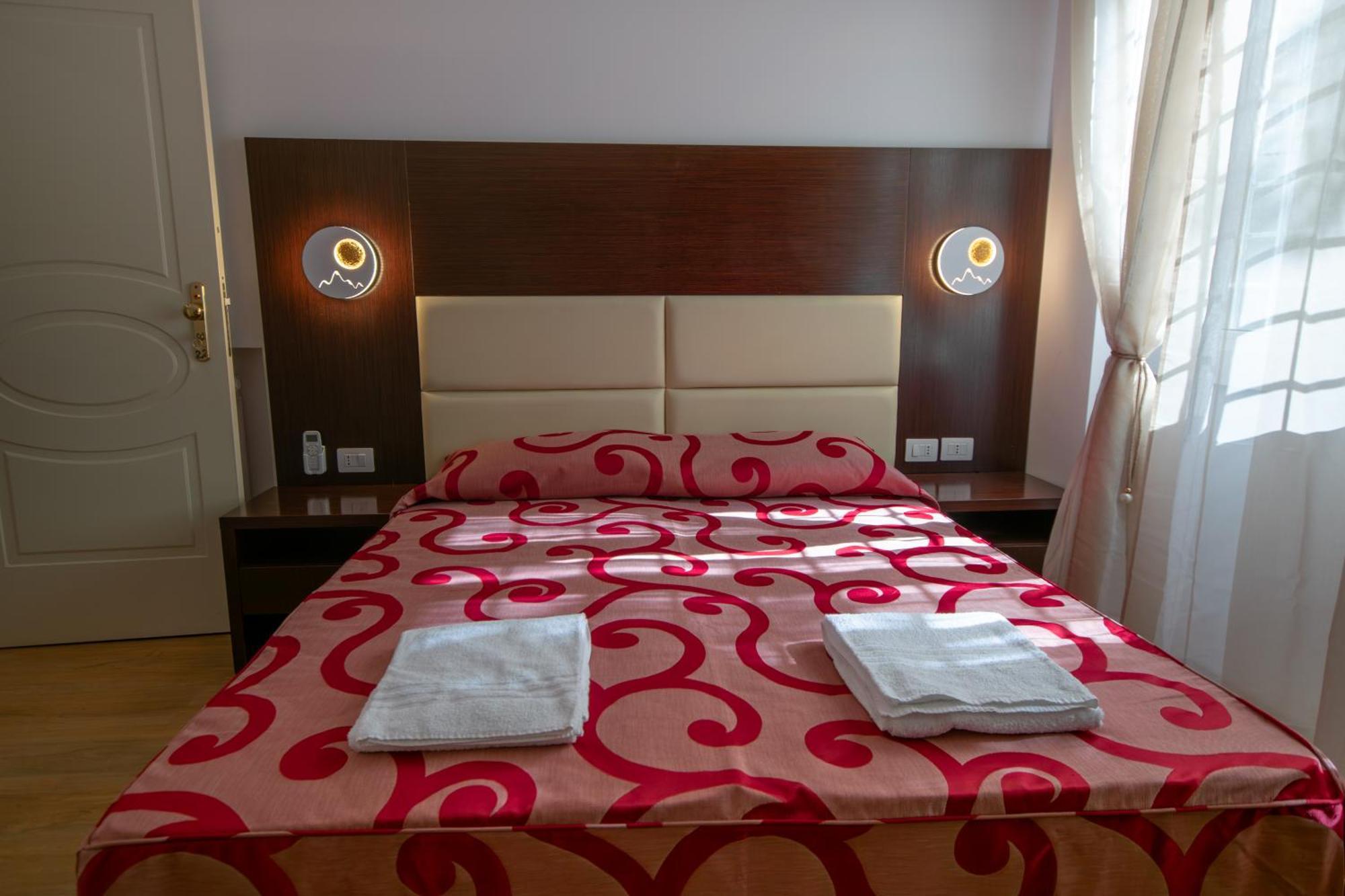 Mbs Marconi Bridge Suites Guest House ローマ エクステリア 写真
